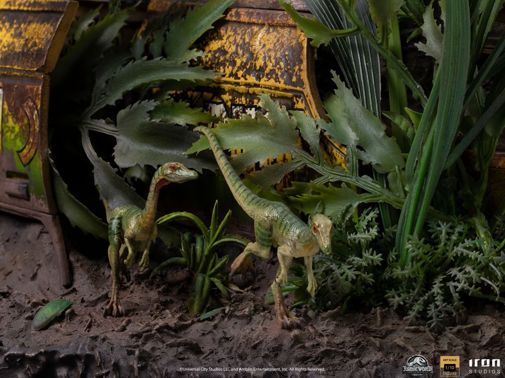 IRON STUDIOS - Jurassic World Fallen Kingdom Deluxe Art Scale Statue 1/10 Blue - Image 14
